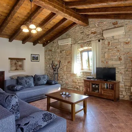Vila Danieli Iii *