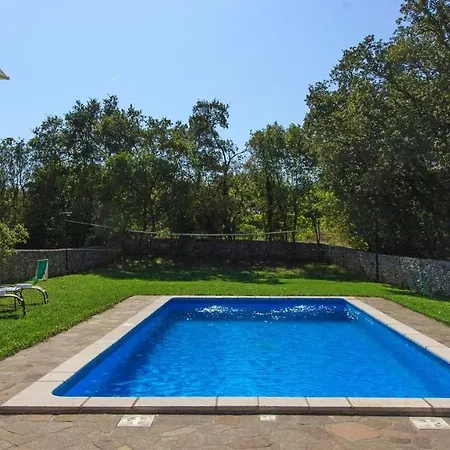Villa Vila Danieli Iii *