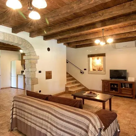 Vila Danieli Iii Kringa